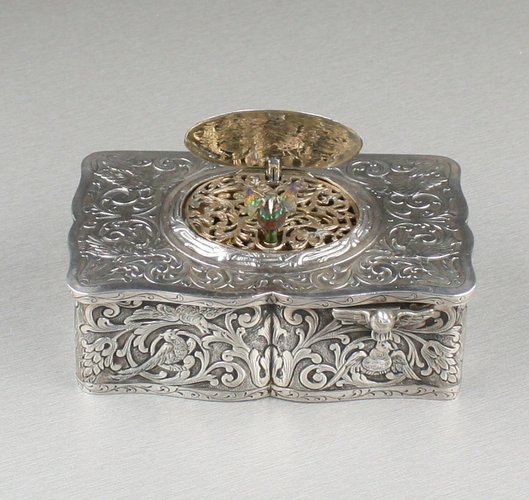 Silver singing bird box, by Karl Griesbaum 
